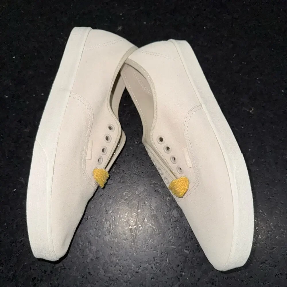 NEW Vans Authentic Beige Lowpro Fat Lace Yarrow Skate Shoes Women’s Size 9